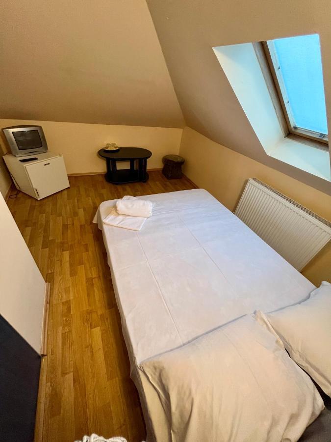 Pensiunea Orhideea Băile Herculane Zewnętrze zdjęcie